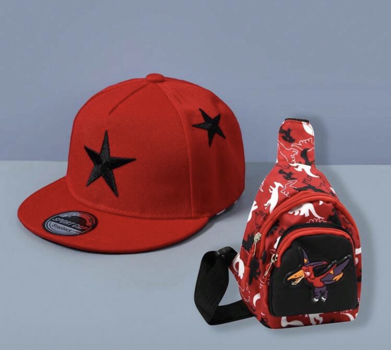 TRES JOLIE ENSEMBLE CASQUETTE ET SACOCHE STAR